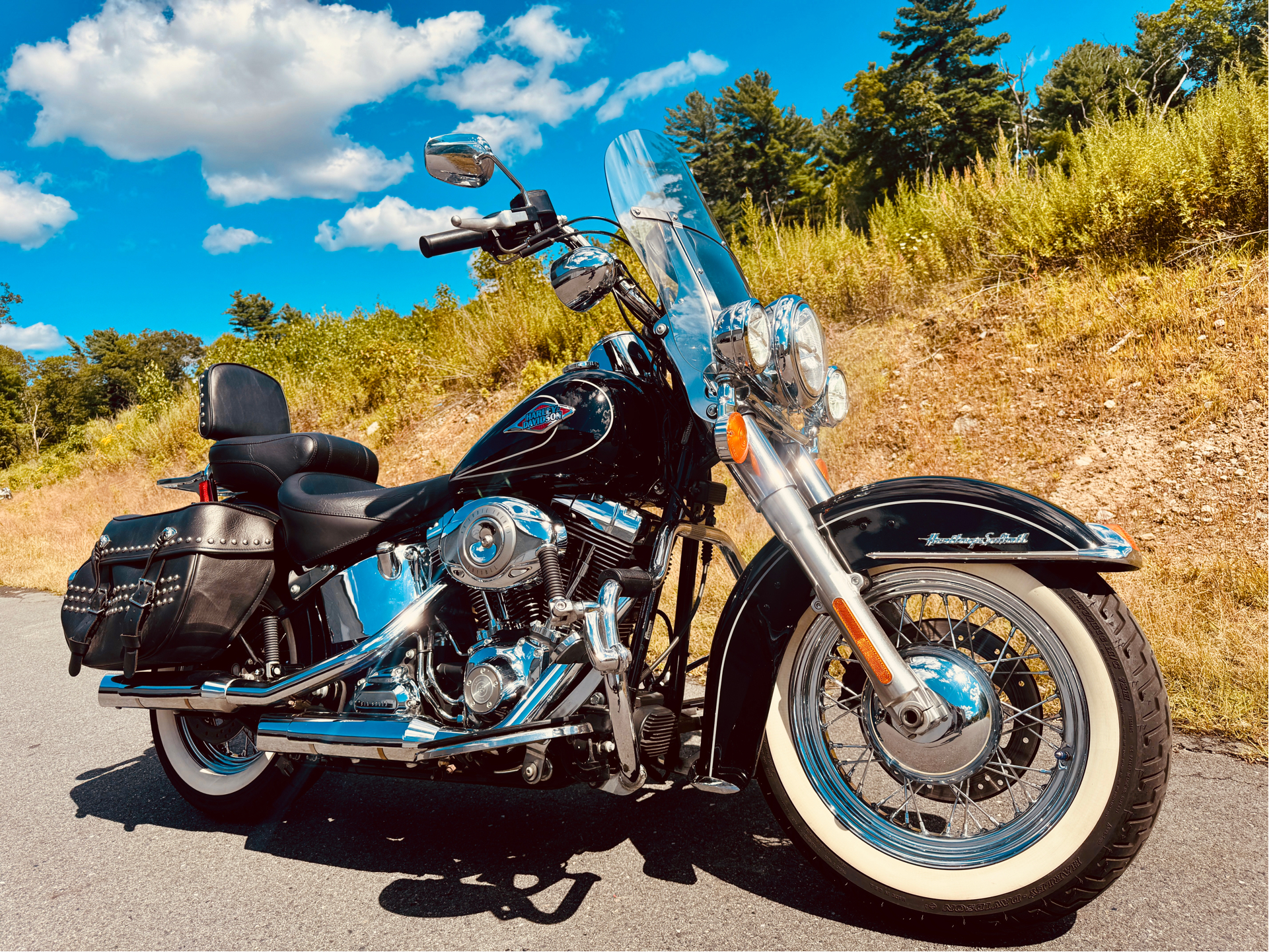 2011 Harley-Davidson Heritage Softail® Classic Peace Officer in Foxboro, Massachusetts - Photo 5