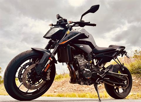2022 KTM 890 Duke R in Foxboro, Massachusetts - Photo 1
