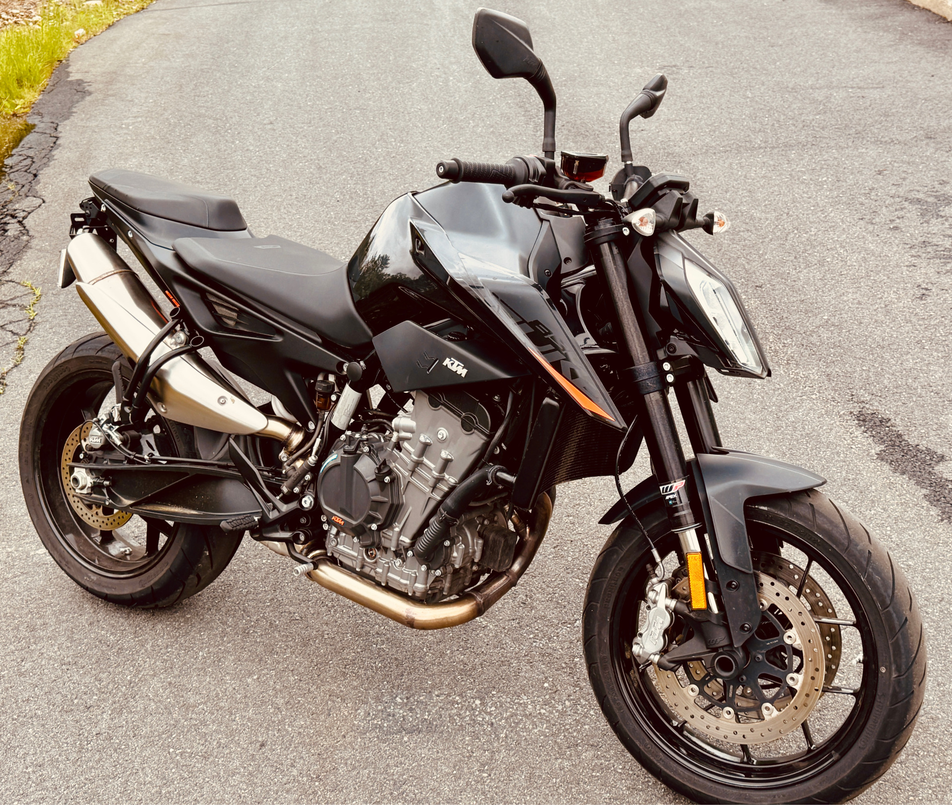 2022 KTM 890 Duke R in Foxboro, Massachusetts - Photo 19