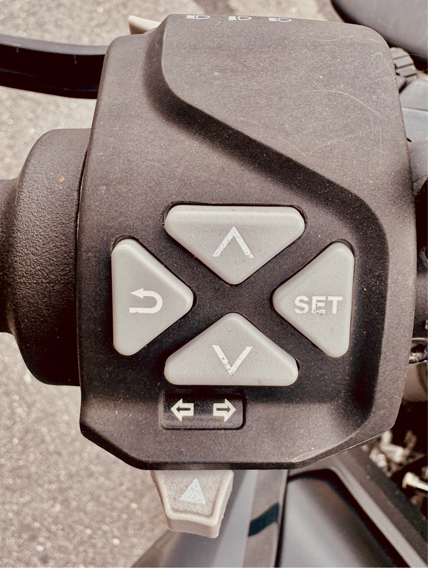 2022 KTM 890 Duke R in Foxboro, Massachusetts - Photo 12