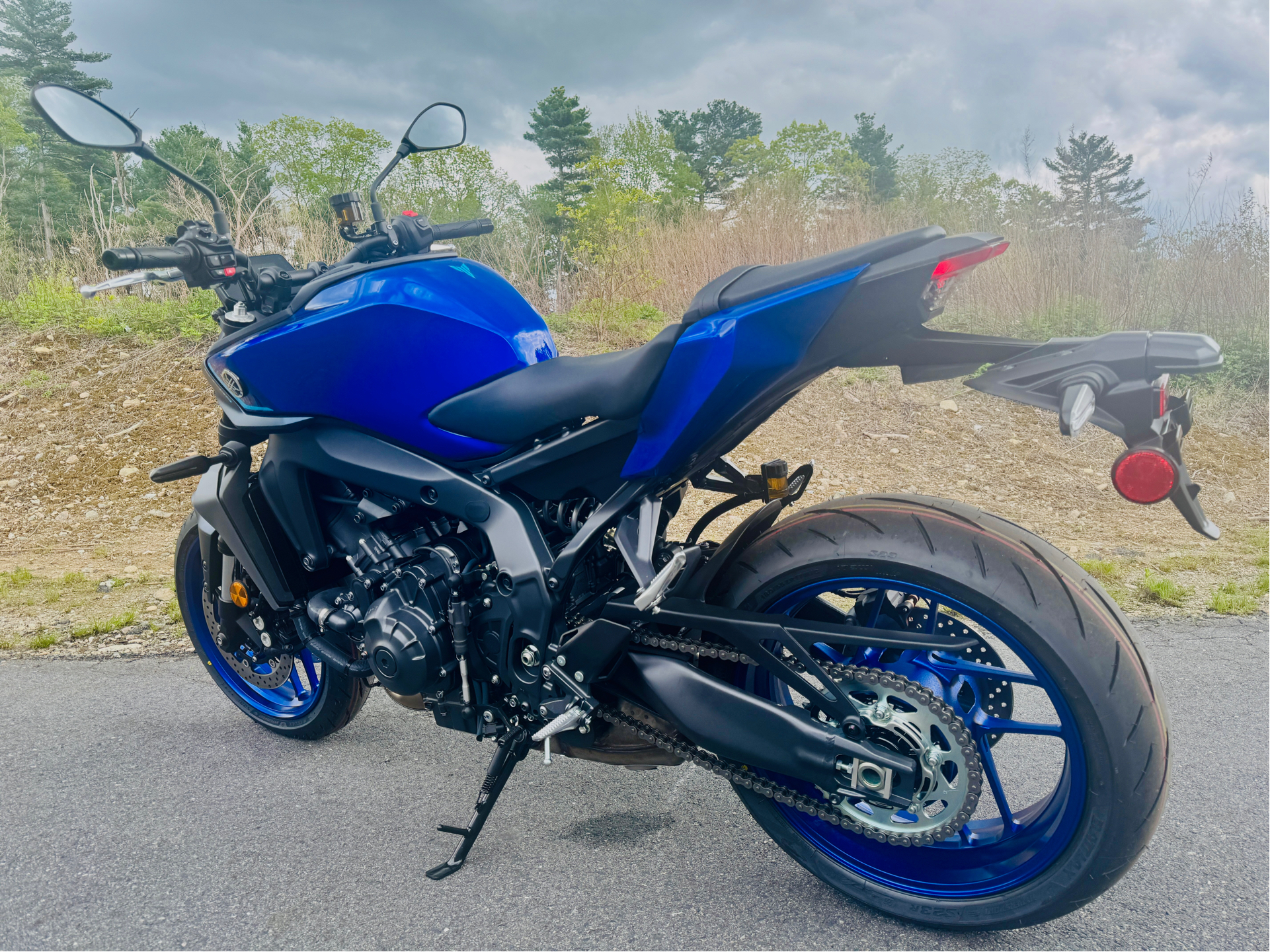2025 Yamaha MT-09 in Foxboro, Massachusetts - Photo 10