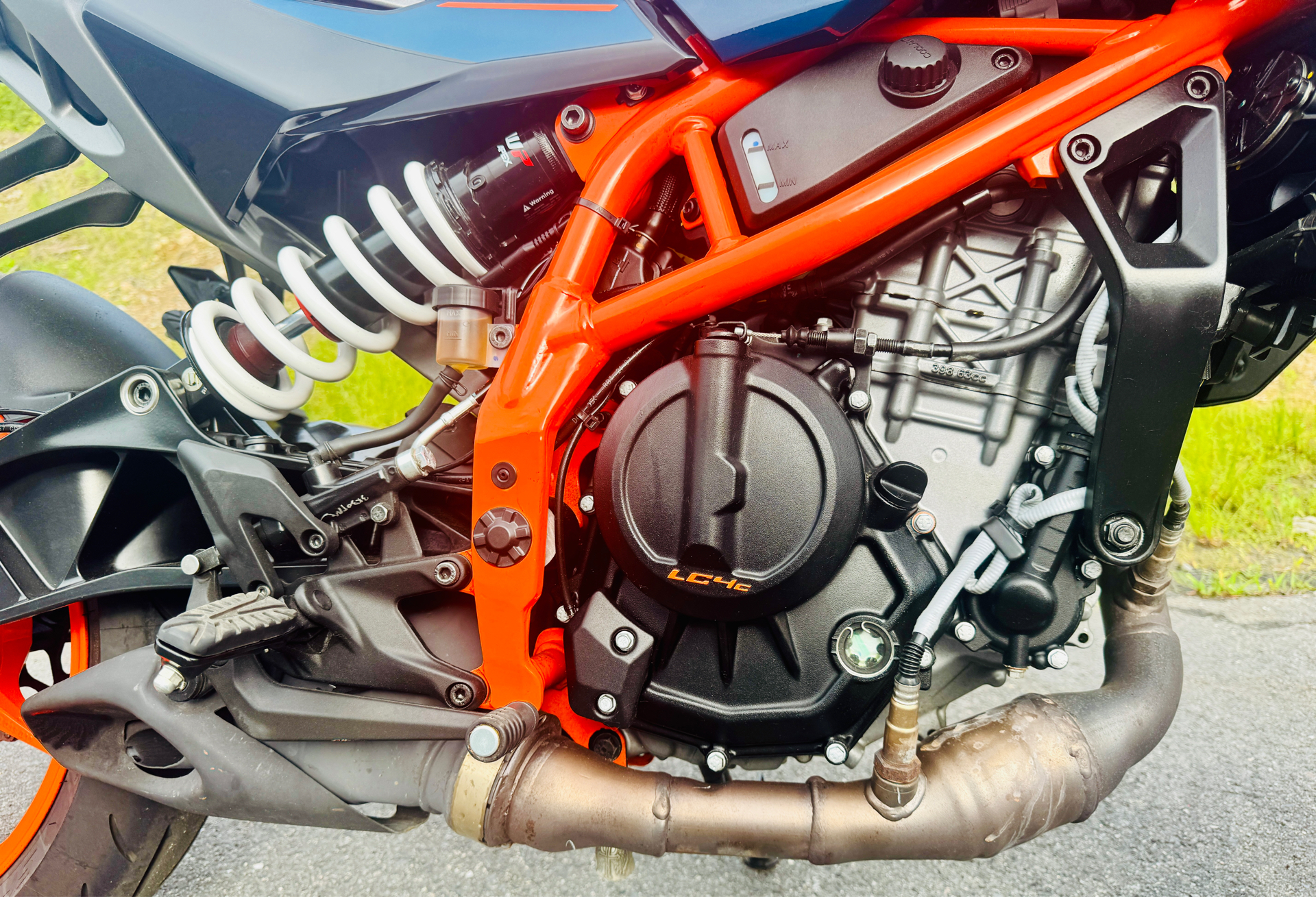 2024 KTM 390 Duke in Foxboro, Massachusetts - Photo 9