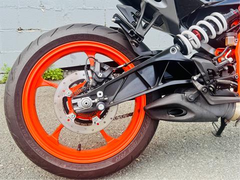 2024 KTM 390 Duke in Foxboro, Massachusetts - Photo 21