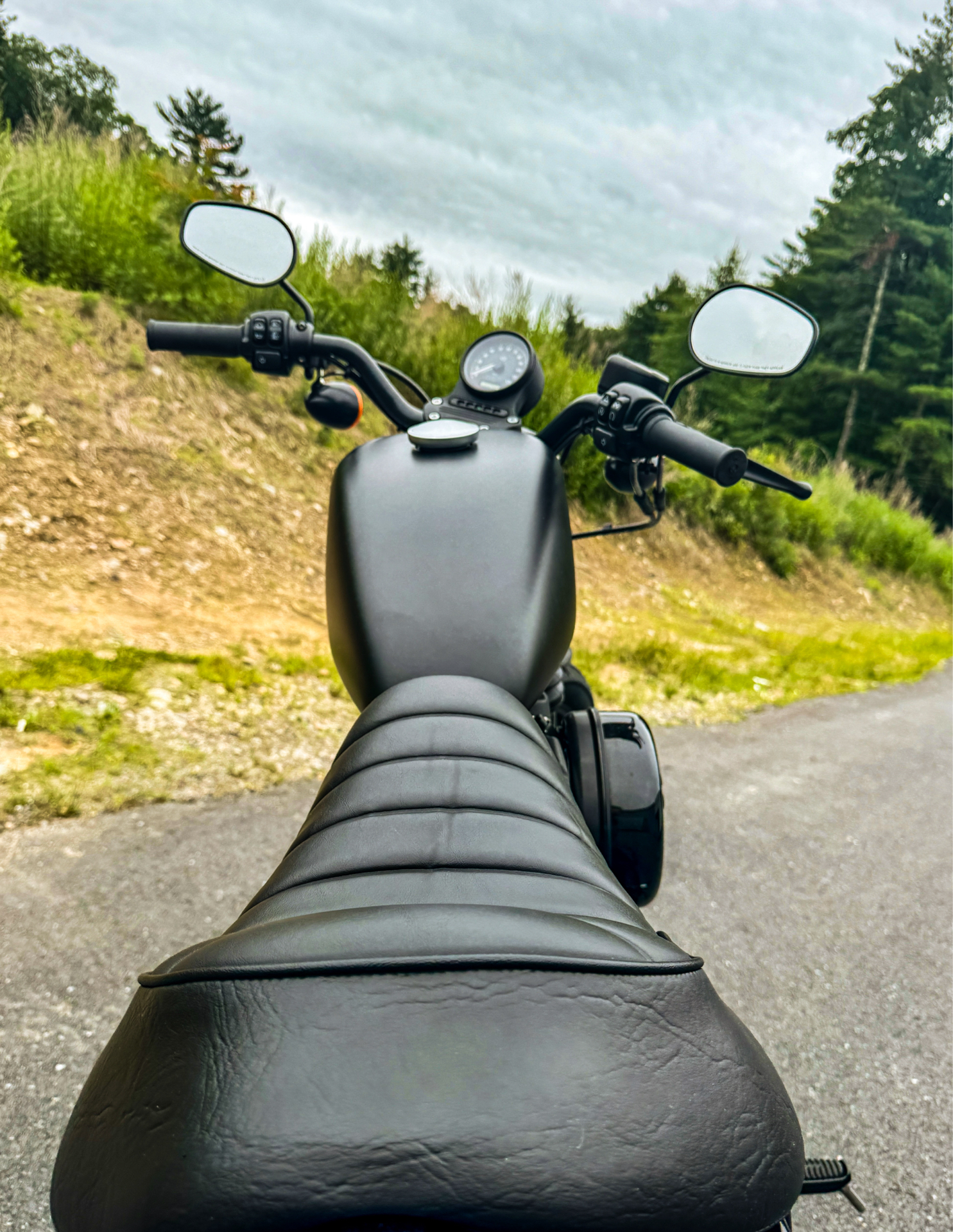 2022 Harley-Davidson Iron 883™ in Foxboro, Massachusetts - Photo 4