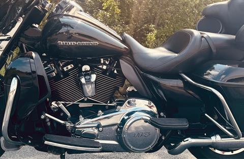 2019 Harley-Davidson Ultra Limited in Foxboro, Massachusetts - Photo 9