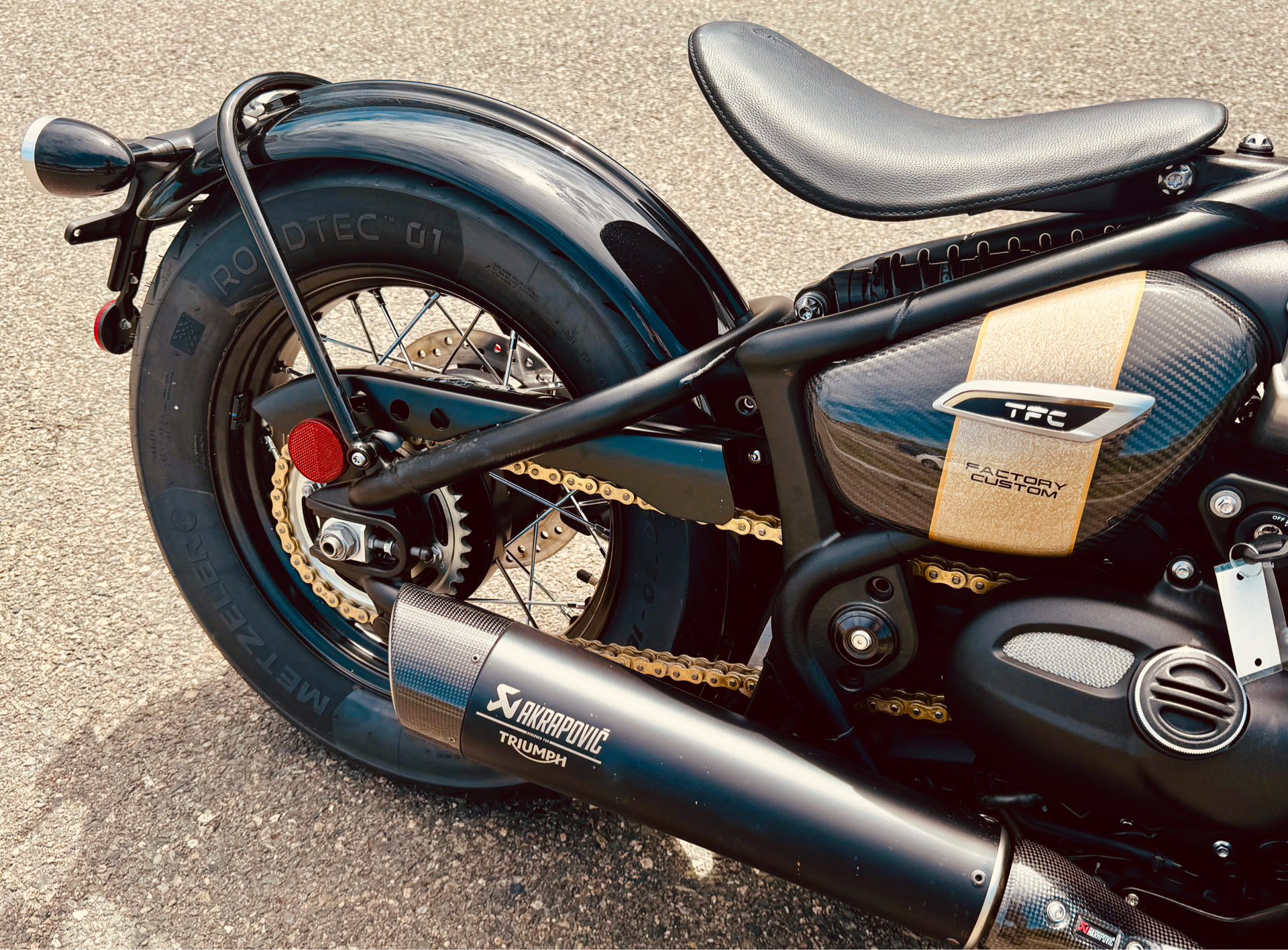2025 Triumph Bonneville Bobber TFC in Foxboro, Massachusetts - Photo 12