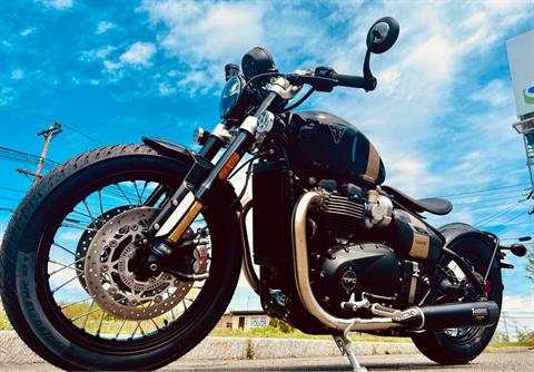 2025 Triumph Bonneville Bobber TFC in Foxboro, Massachusetts - Photo 23