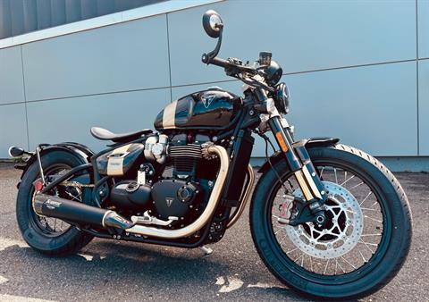 2025 Triumph Bonneville Bobber TFC in Foxboro, Massachusetts - Photo 9