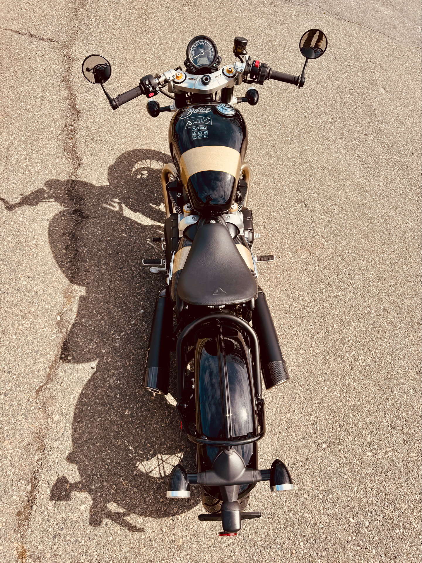2025 Triumph Bonneville Bobber TFC in Foxboro, Massachusetts - Photo 9