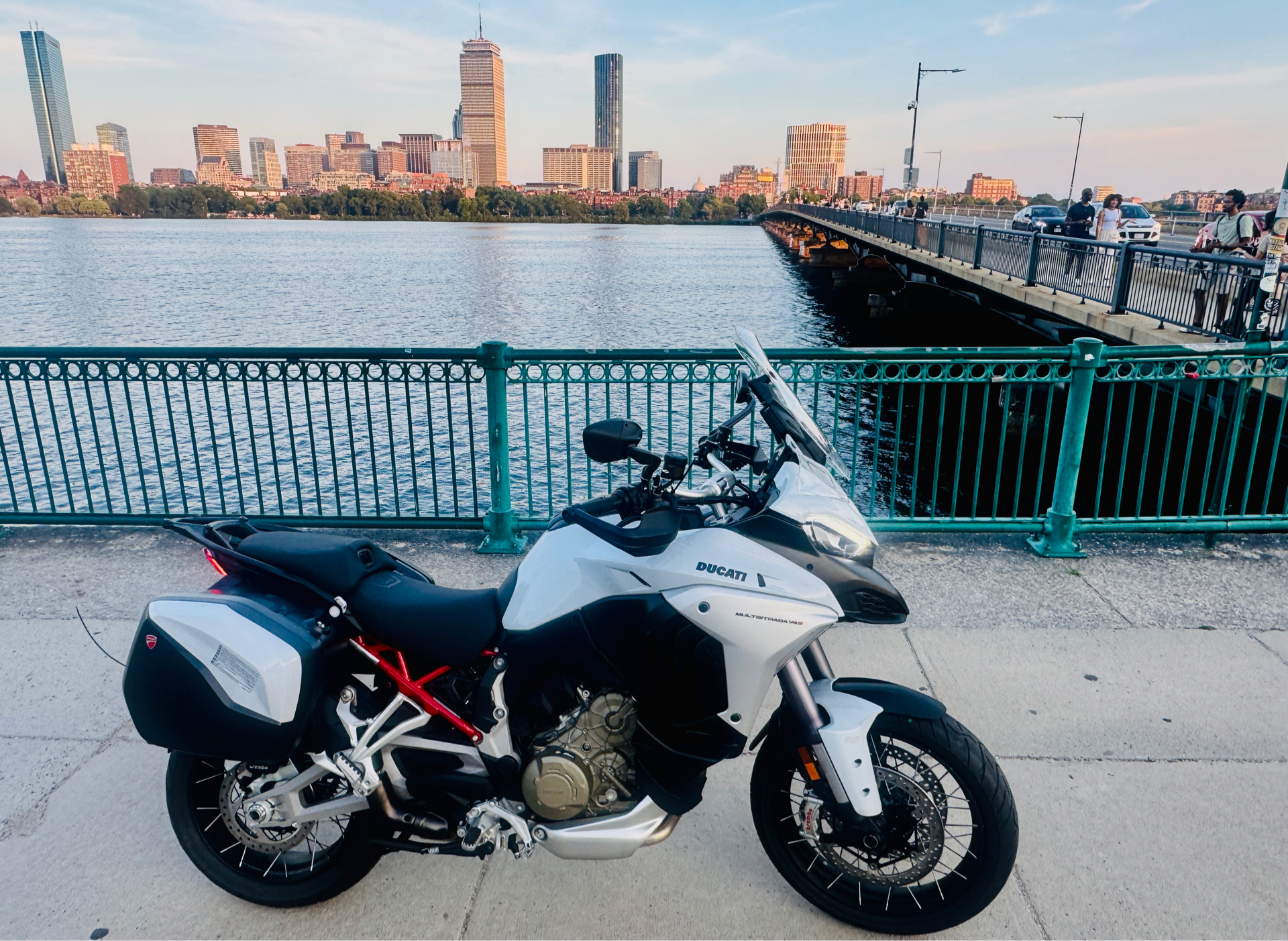 2024 Ducati Multistrada V4 S Travel & Radar in Foxboro, Massachusetts - Photo 13