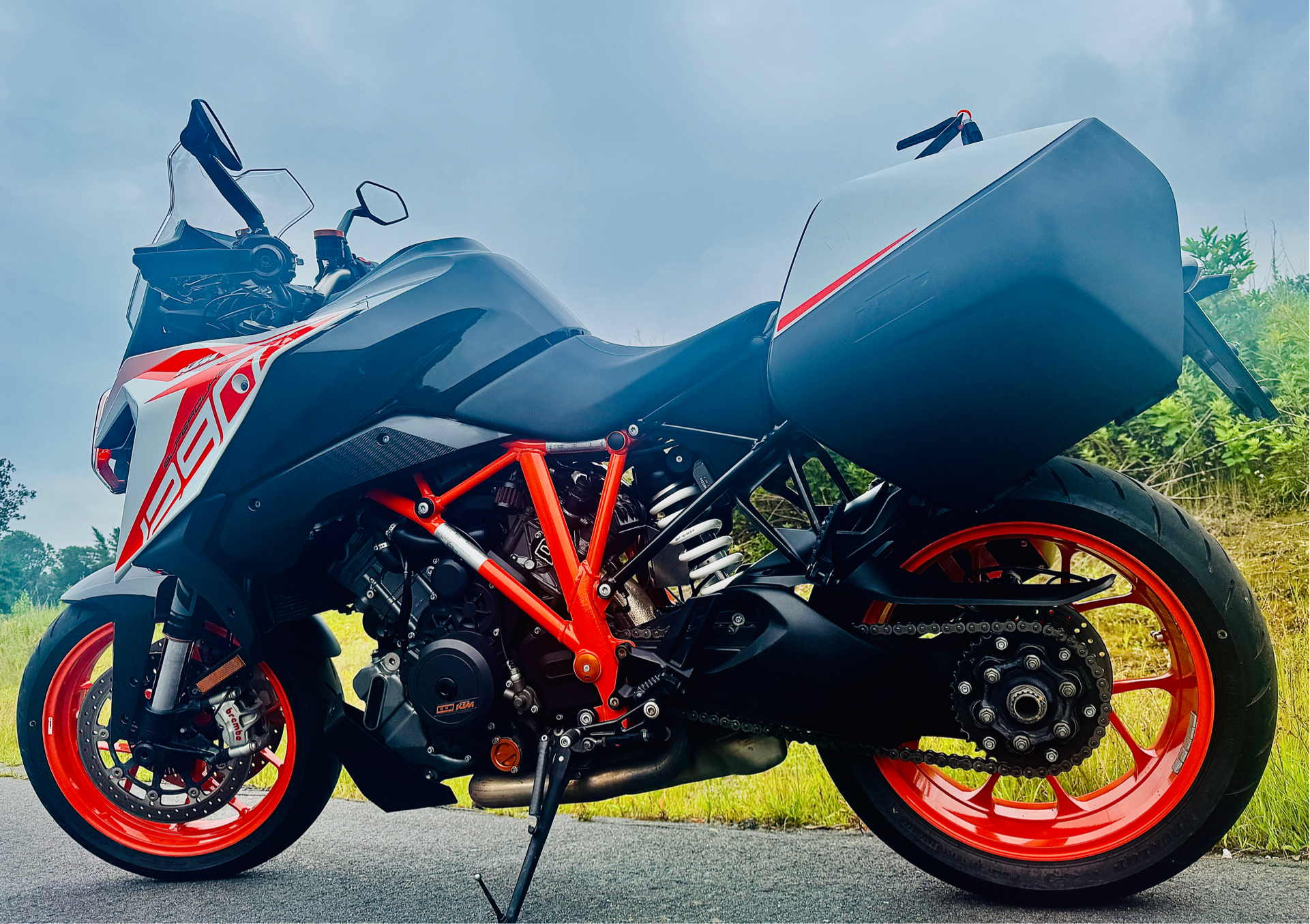 2019 KTM 1290 Super Duke GT in Foxboro, Massachusetts - Photo 5