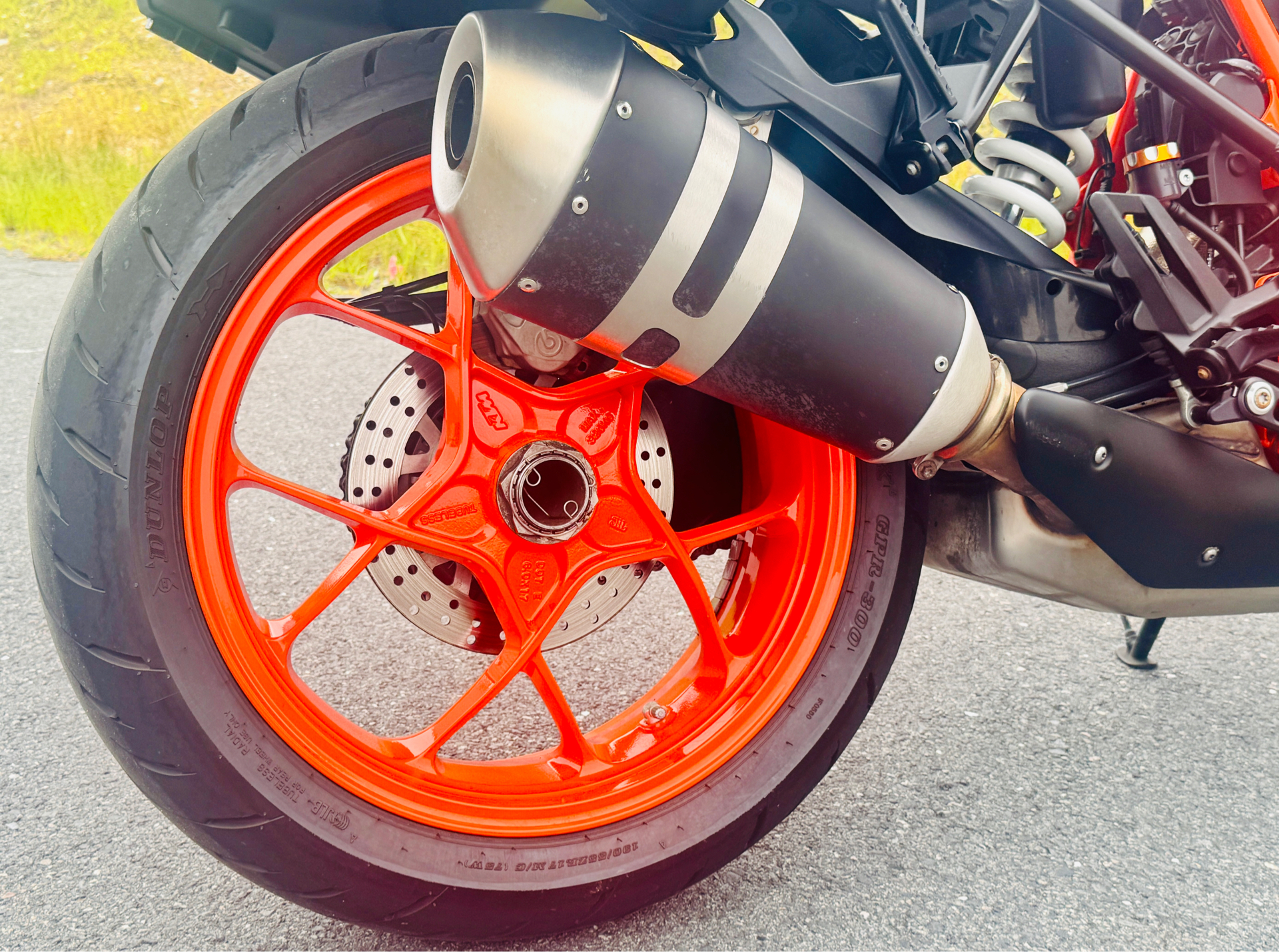 2019 KTM 1290 Super Duke GT in Foxboro, Massachusetts - Photo 18