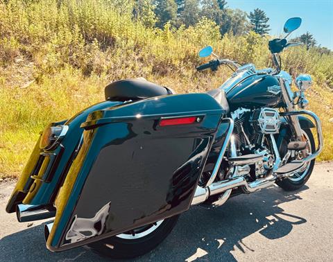 2014 Harley-Davidson Road King® in Foxboro, Massachusetts - Photo 12