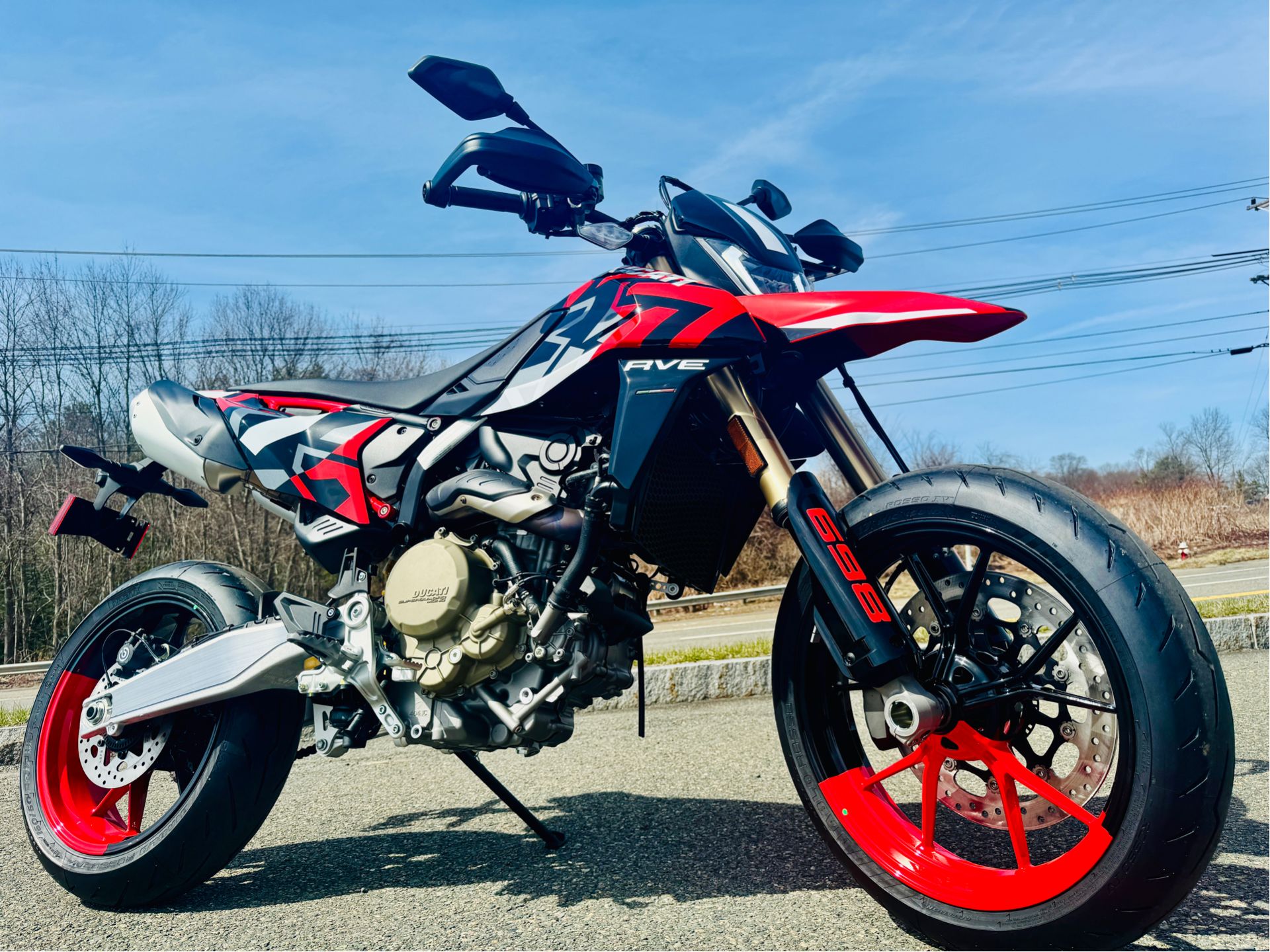 2025 Ducati Hypermotard 698 Mono RVE in Foxboro, Massachusetts - Photo 1