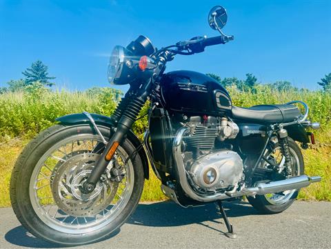 2022 Triumph Bonneville T120 Black in Foxboro, Massachusetts - Photo 19