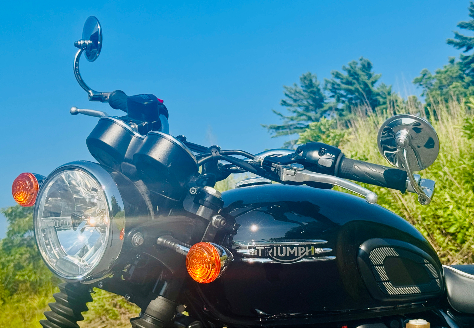 2022 Triumph Bonneville T120 Black in Foxboro, Massachusetts - Photo 22