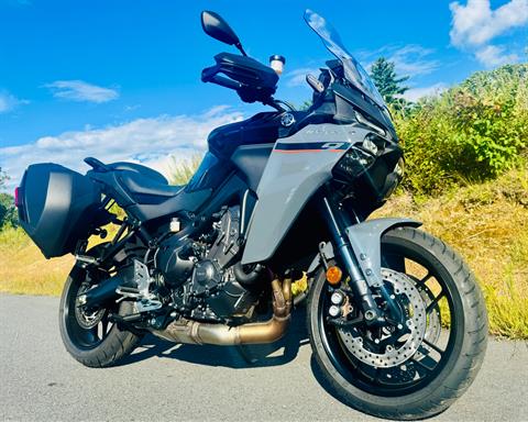2025 Yamaha Tracer 9 in Foxboro, Massachusetts - Photo 17