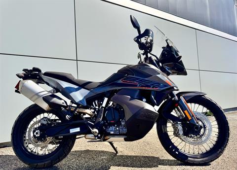 2022 KTM 890 Adventure