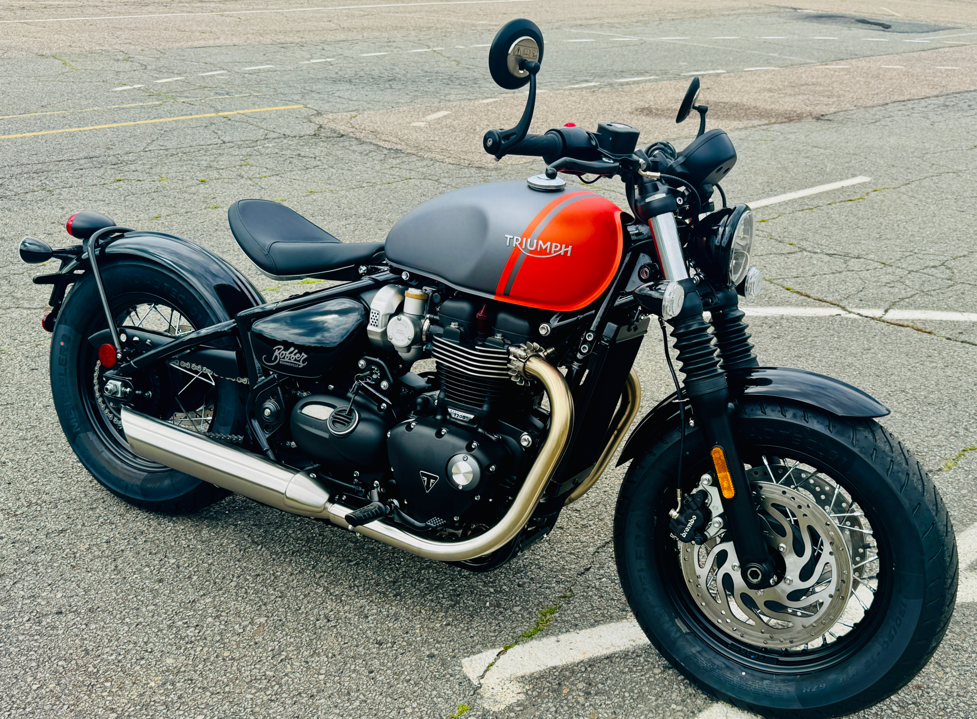 2025 Triumph Bonneville Bobber in Foxboro, Massachusetts - Photo 13