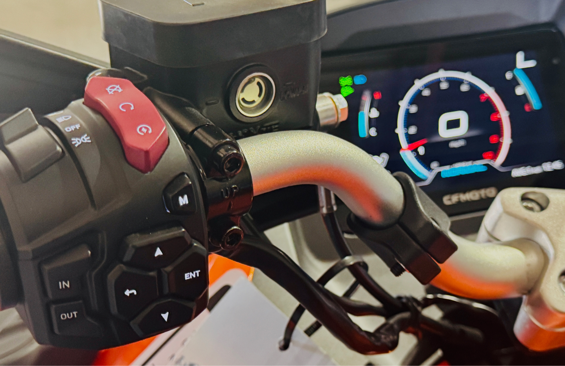 2025 CFMOTO CForce 800 Touring in Foxboro, Massachusetts - Photo 12