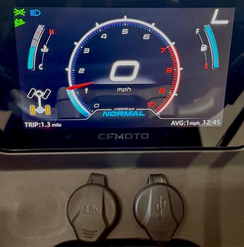 2025 CFMOTO CForce 800 Touring in Foxboro, Massachusetts - Photo 2