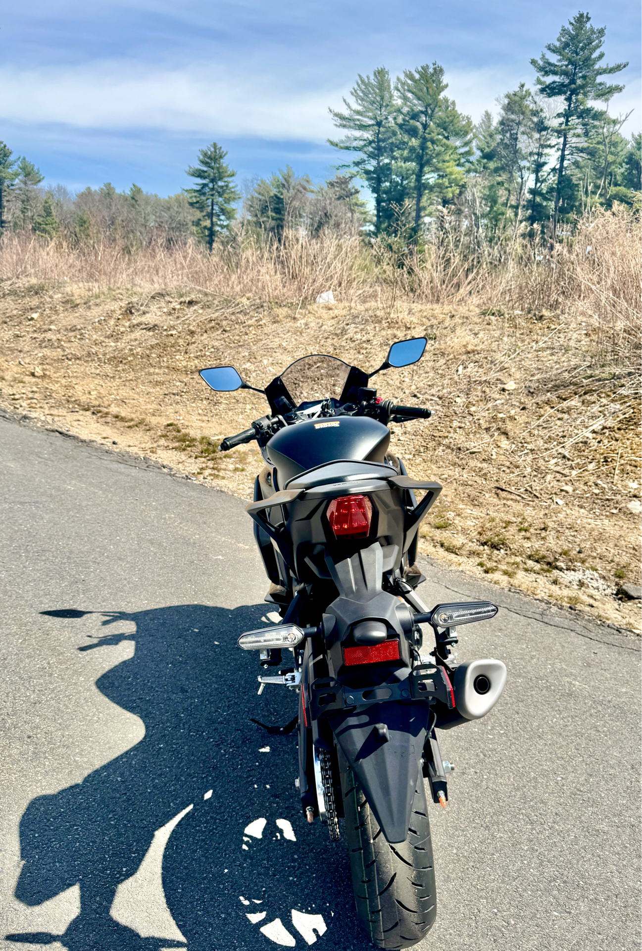 2025 Yamaha YZF-R3 in Foxboro, Massachusetts - Photo 7