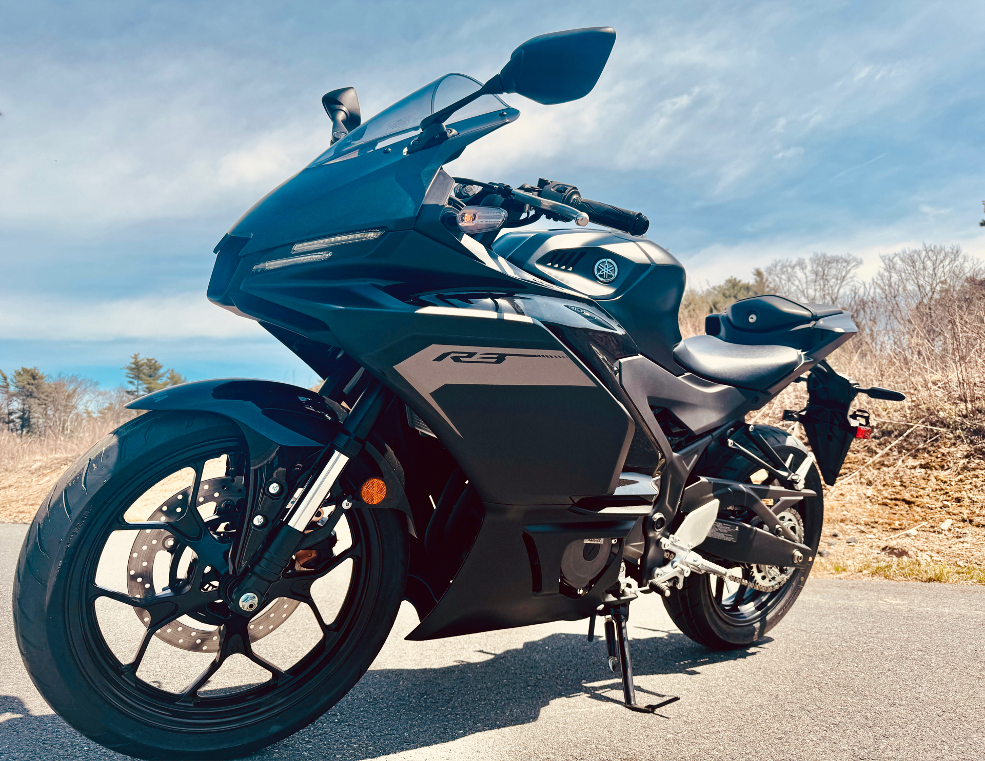 2025 Yamaha YZF-R3 in Foxboro, Massachusetts - Photo 1