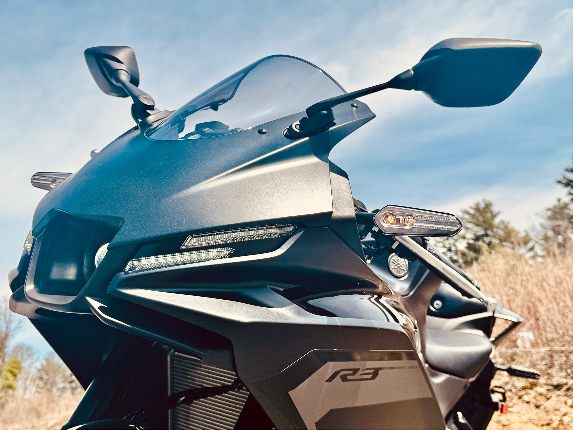 2025 Yamaha YZF-R3 in Foxboro, Massachusetts - Photo 16