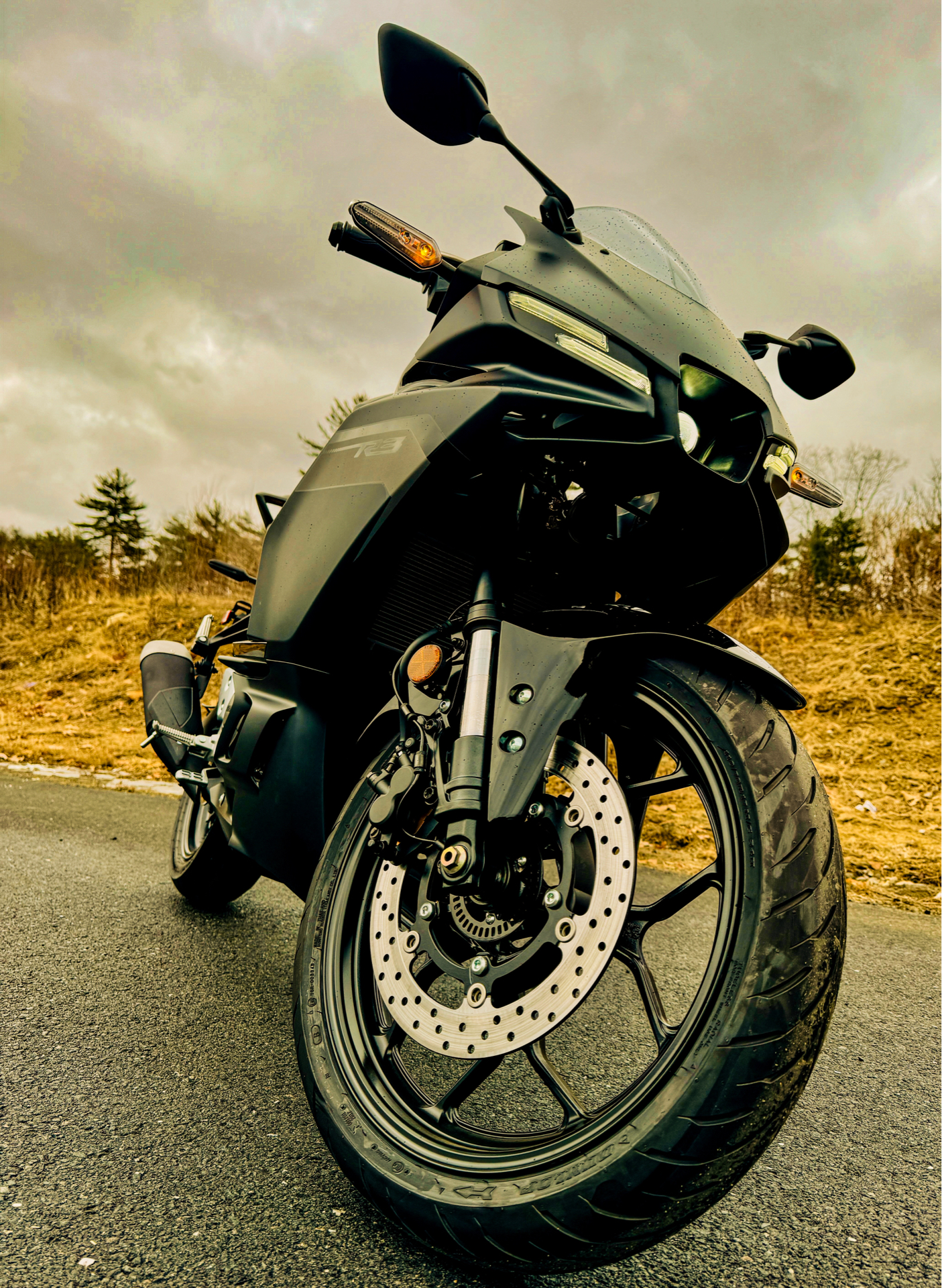 2025 Yamaha YZF-R3 in Foxboro, Massachusetts - Photo 20