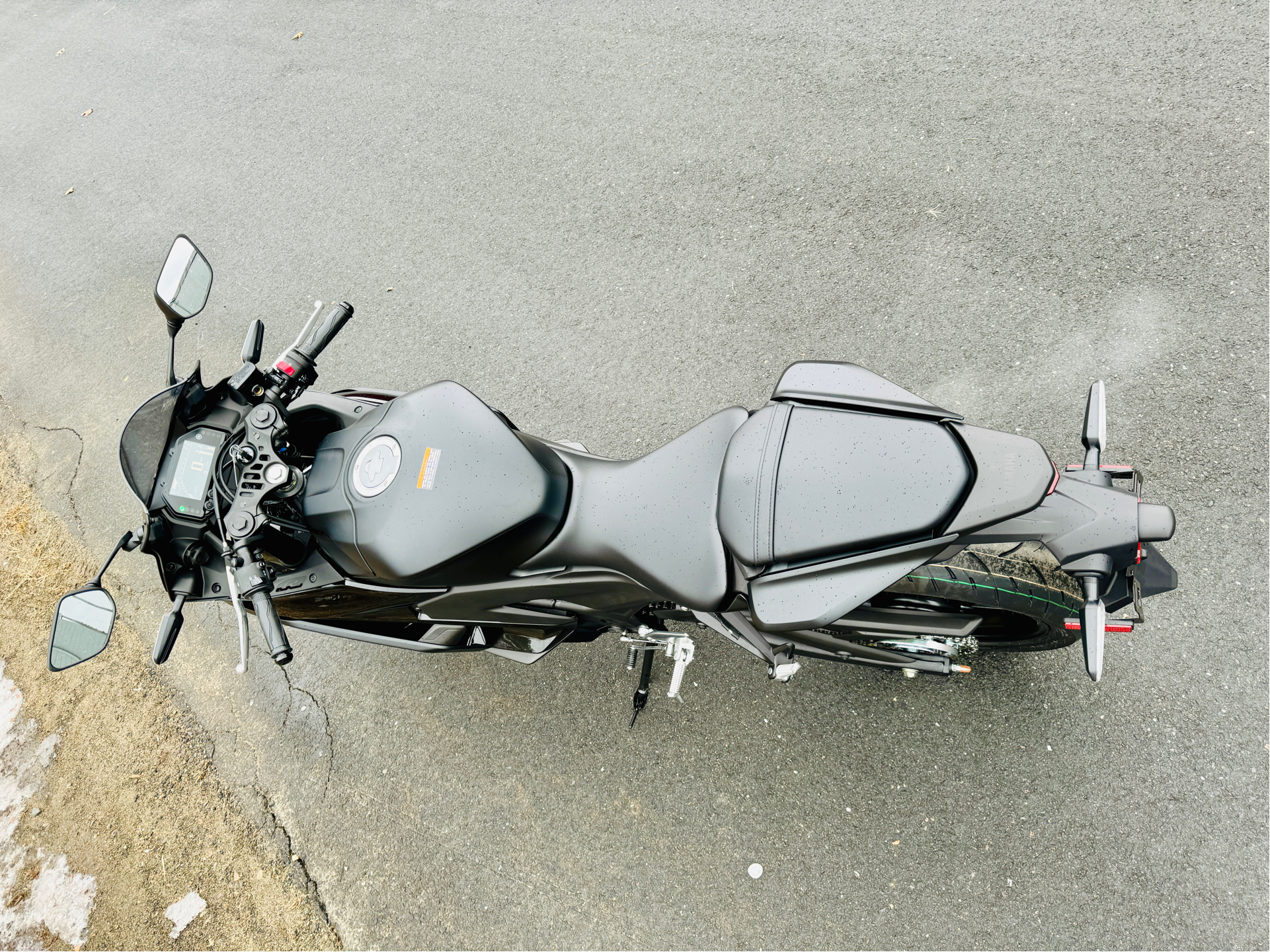 2025 Yamaha YZF-R3 in Foxboro, Massachusetts - Photo 30