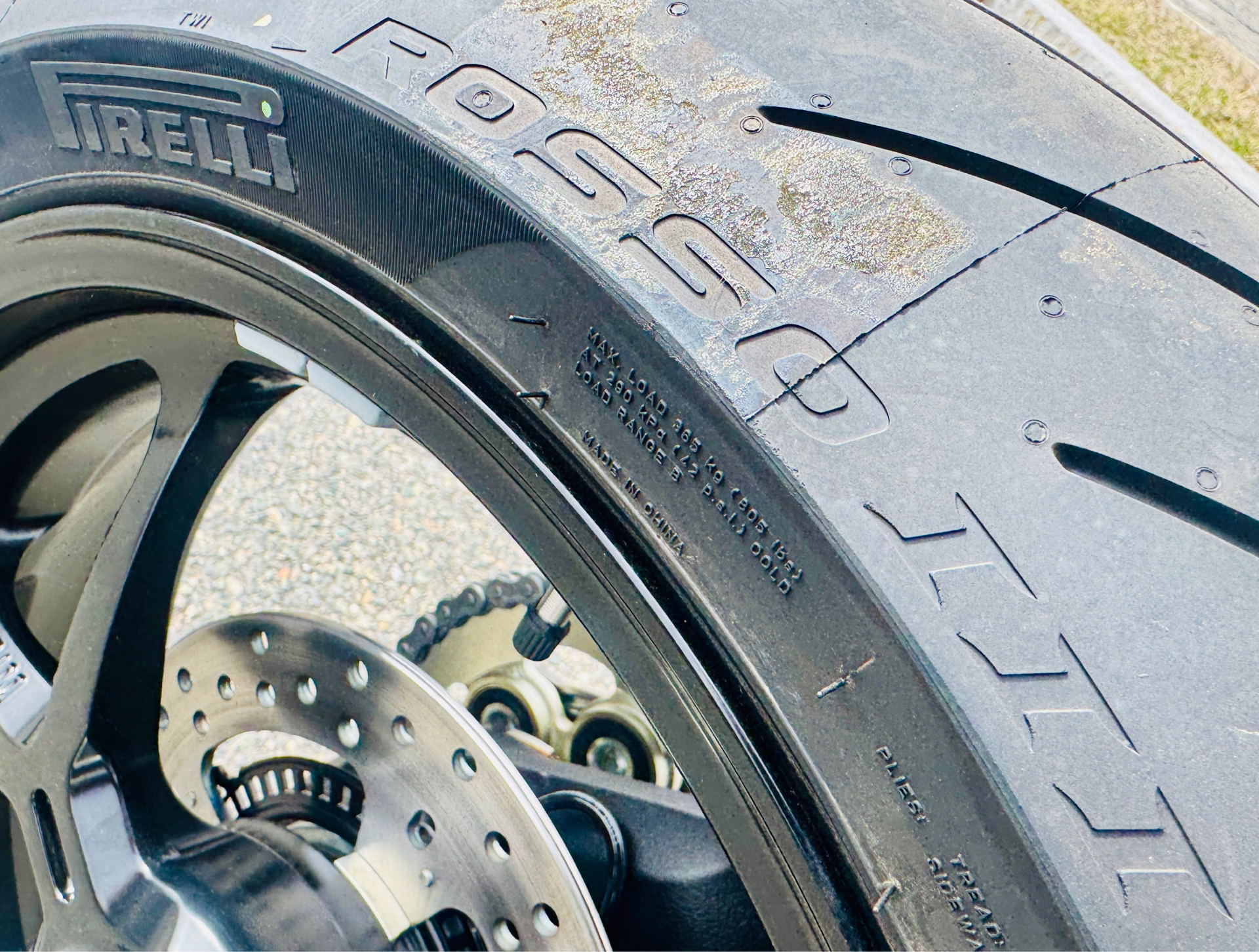 2024 Ducati SuperSport 950 in Foxboro, Massachusetts - Photo 12