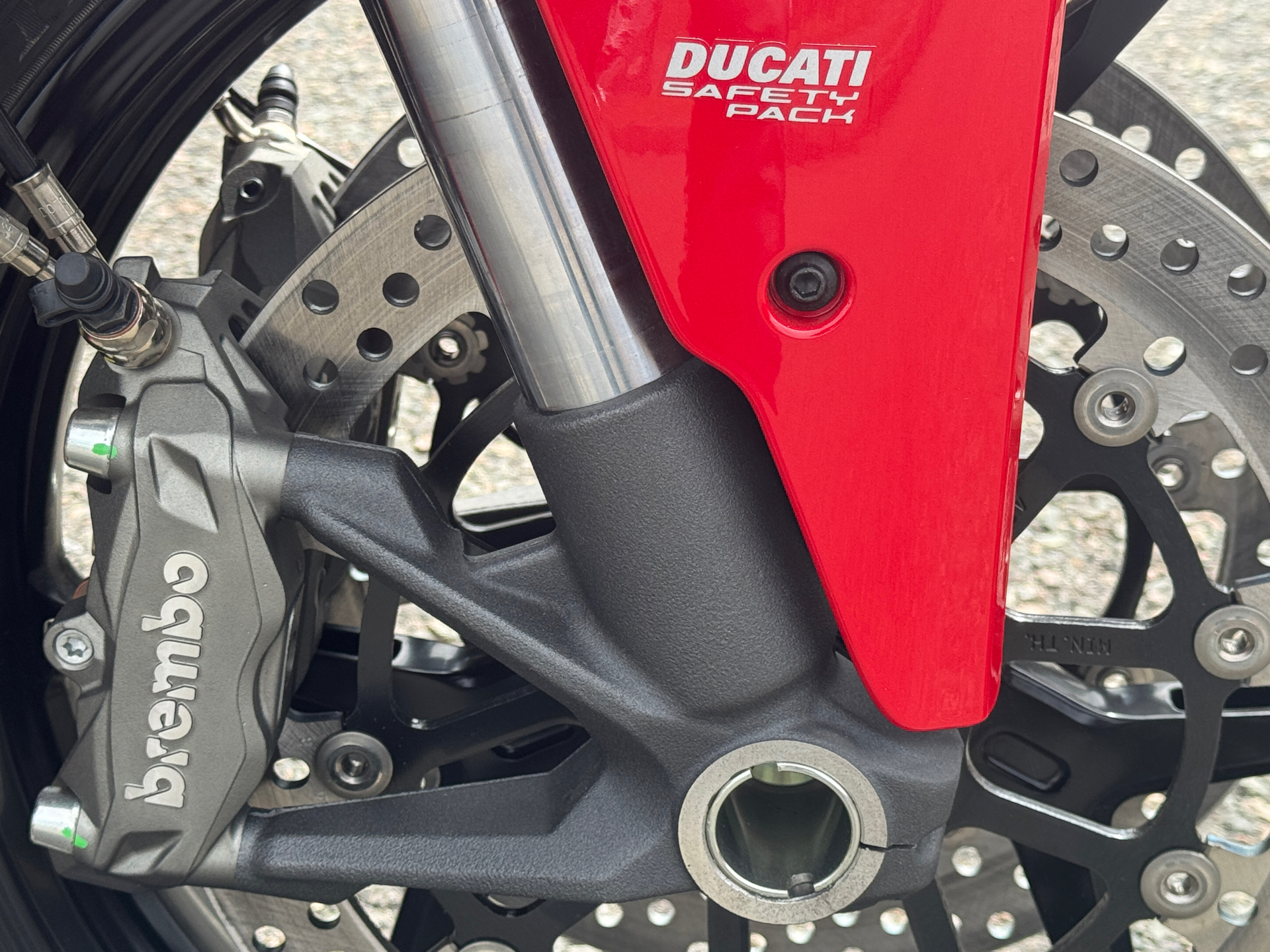 2024 Ducati SuperSport 950 in Foxboro, Massachusetts - Photo 4