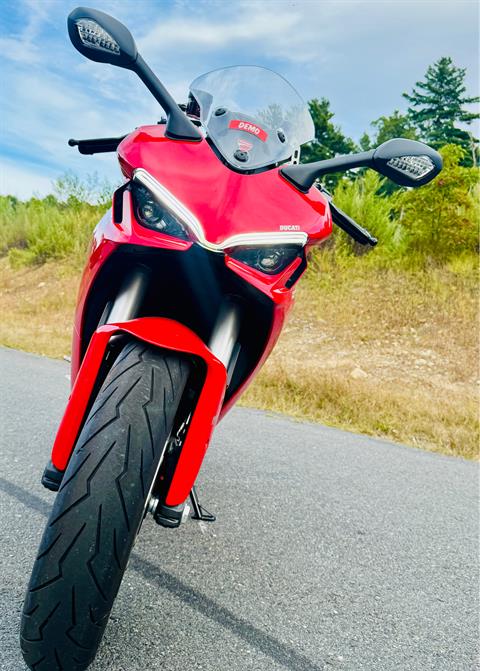 2024 Ducati SuperSport 950 in Foxboro, Massachusetts - Photo 23