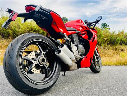 2024 Ducati SuperSport 950 in Foxboro, Massachusetts - Photo 3