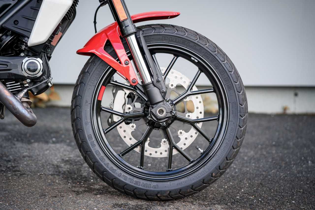 2023 Ducati Scrambler Icon in Foxboro, Massachusetts - Photo 18