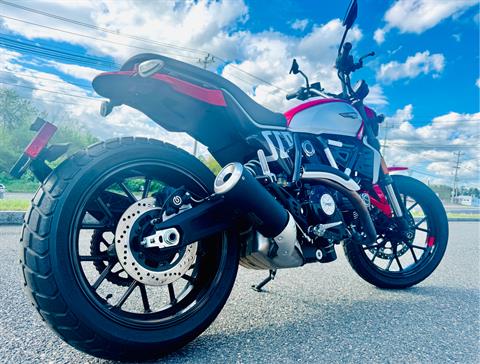 2023 Ducati Scrambler Icon in Foxboro, Massachusetts - Photo 5
