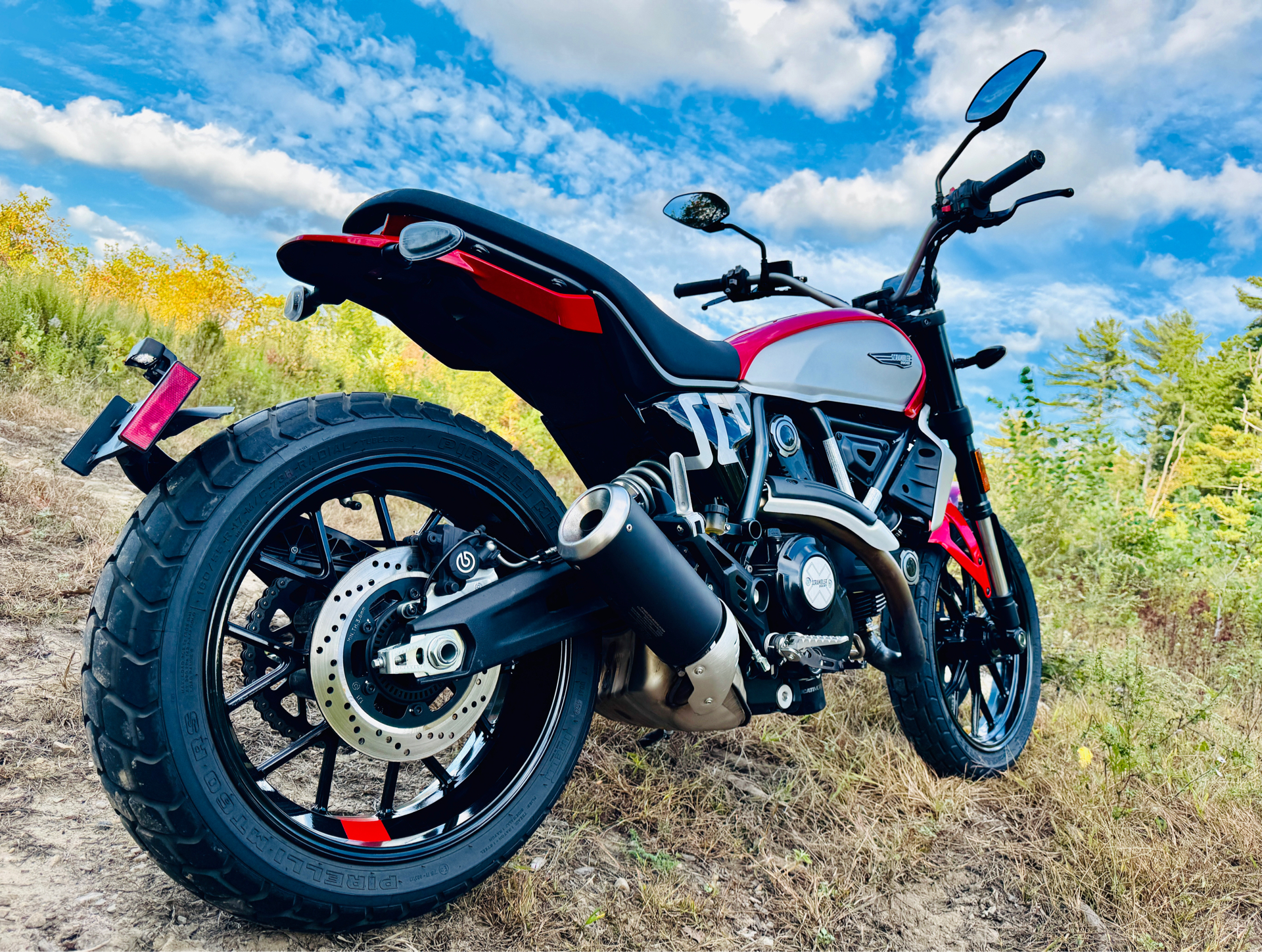 2023 Ducati Scrambler Icon in Foxboro, Massachusetts - Photo 7