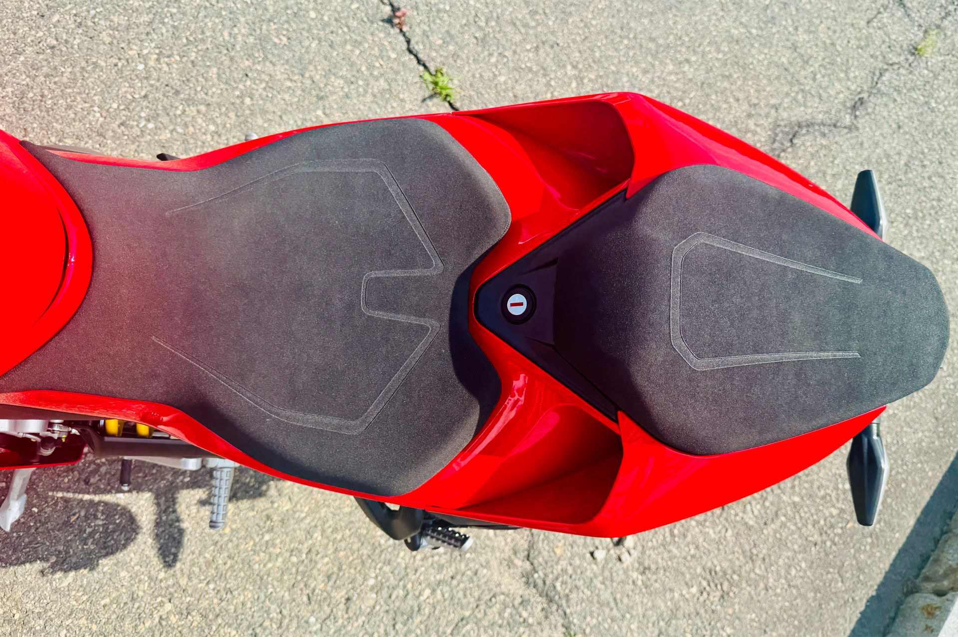 2025 Ducati Panigale V2 in Foxboro, Massachusetts - Photo 14