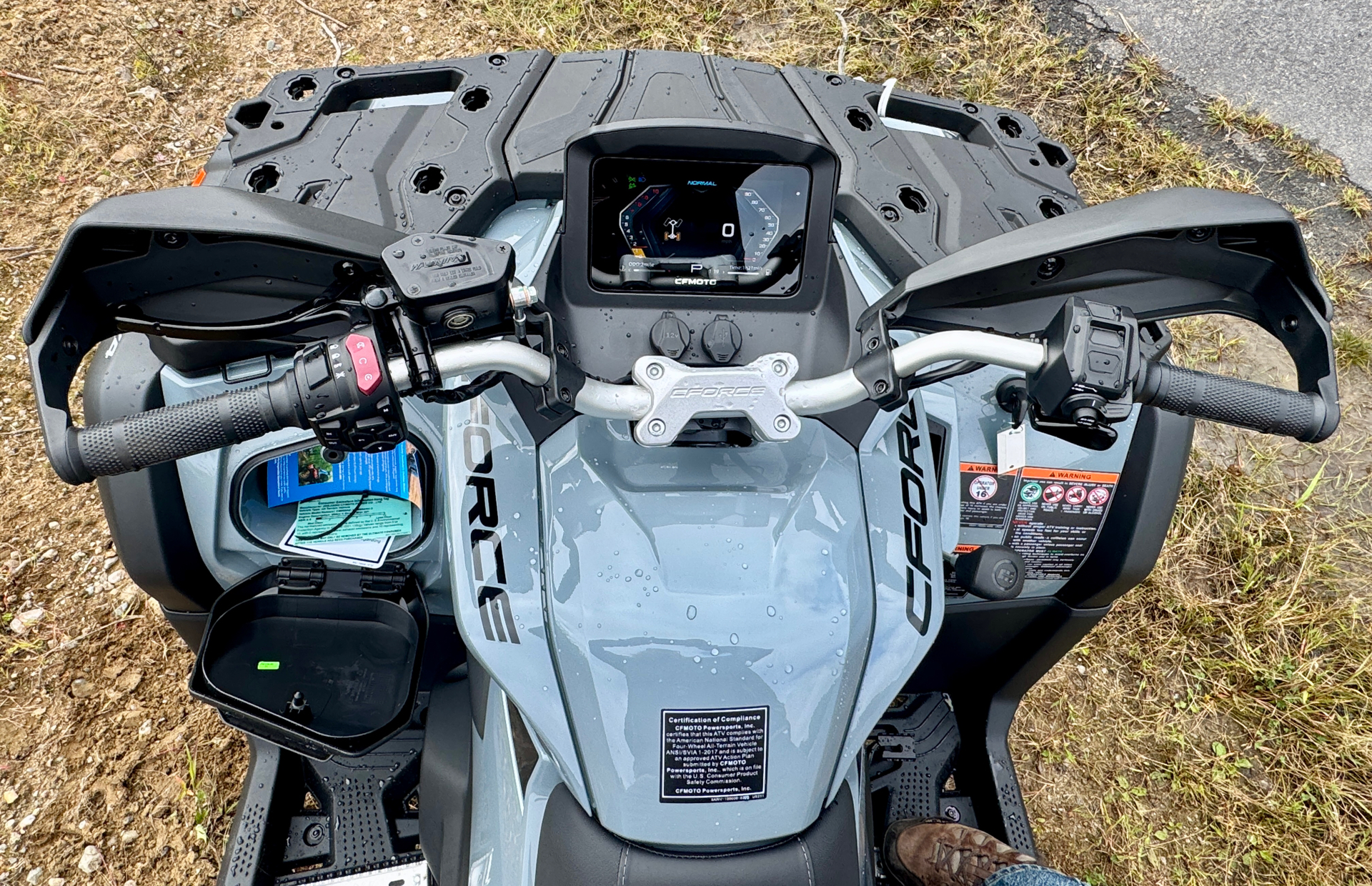 2025 CFMOTO CForce 800 Touring in Foxboro, Massachusetts - Photo 15