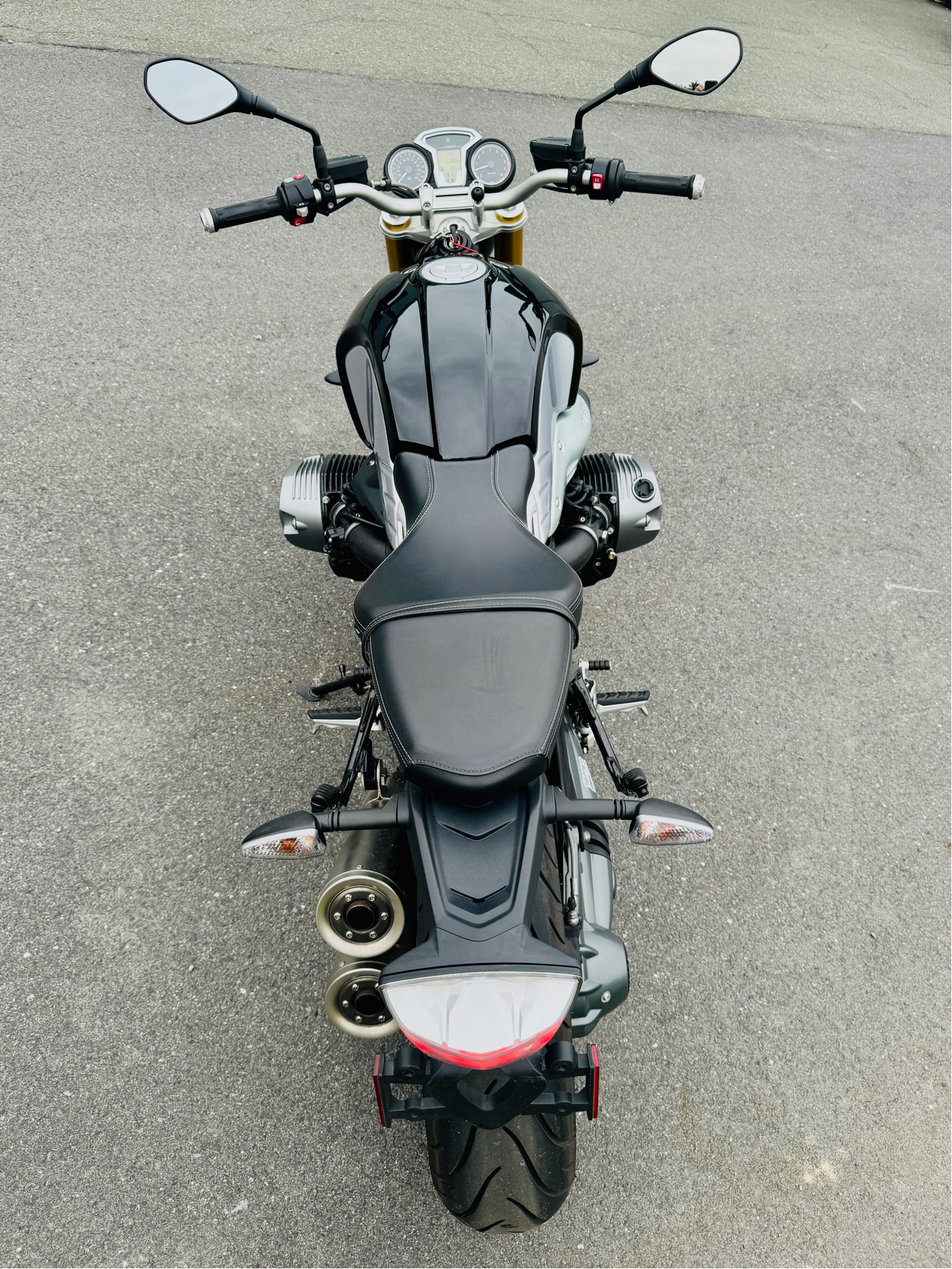 2015 BMW R nineT in Foxboro, Massachusetts - Photo 9