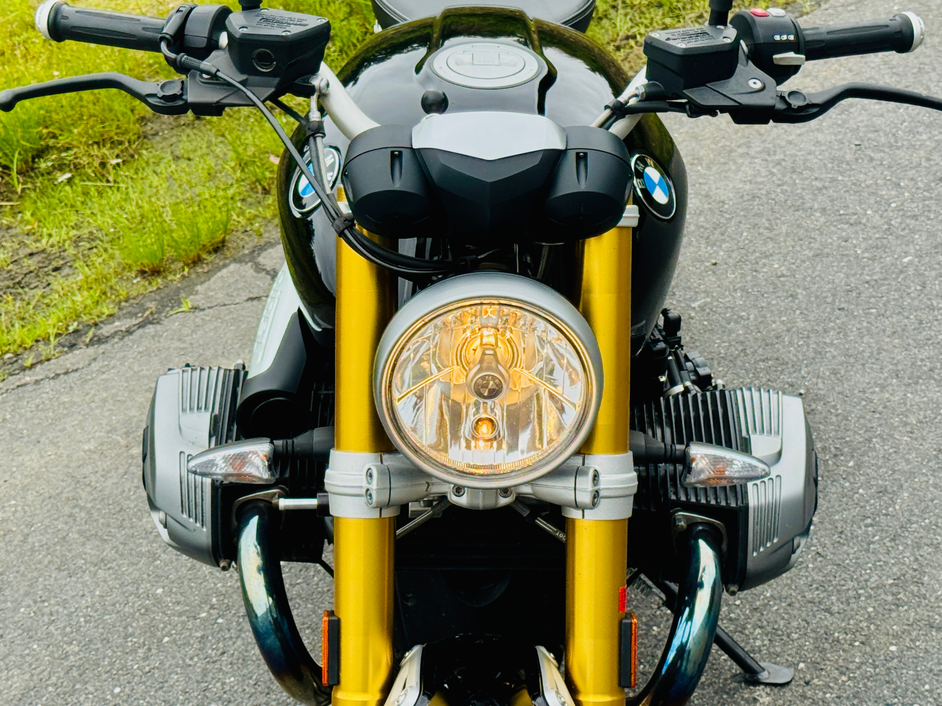 2015 BMW R nineT in Foxboro, Massachusetts - Photo 4