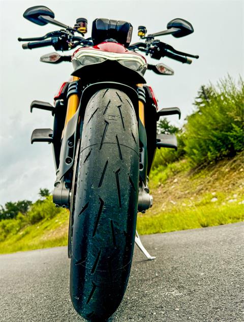 2024 Ducati Streetfighter V4 S in Foxboro, Massachusetts - Photo 26