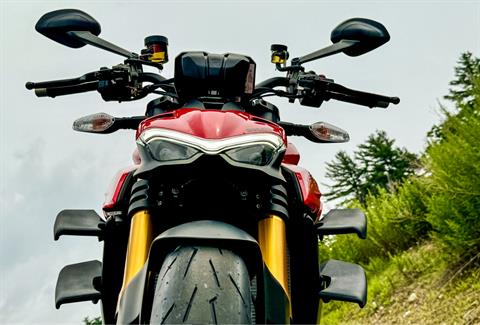 2024 Ducati Streetfighter V4 S in Foxboro, Massachusetts - Photo 2