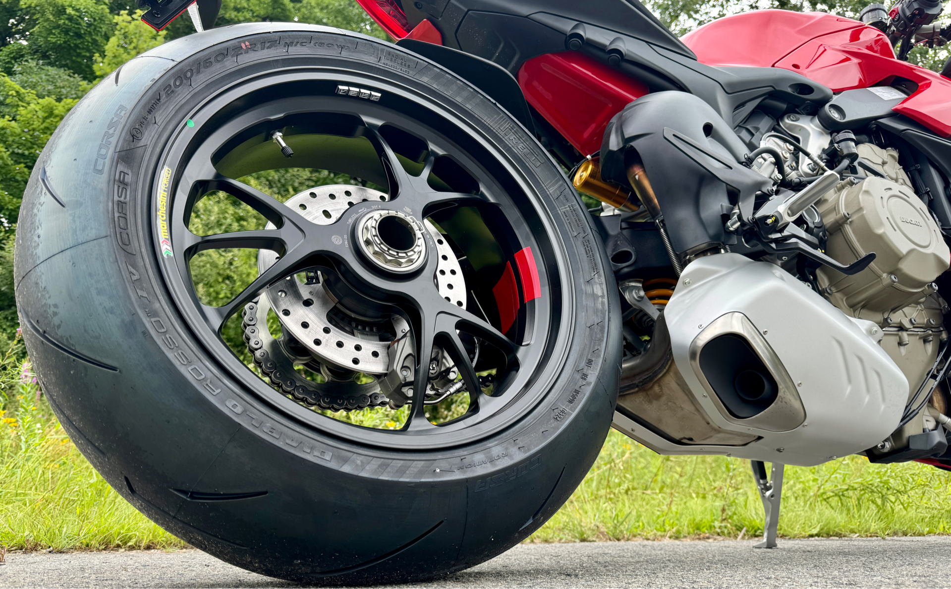 2024 Ducati Streetfighter V4 S in Foxboro, Massachusetts - Photo 12