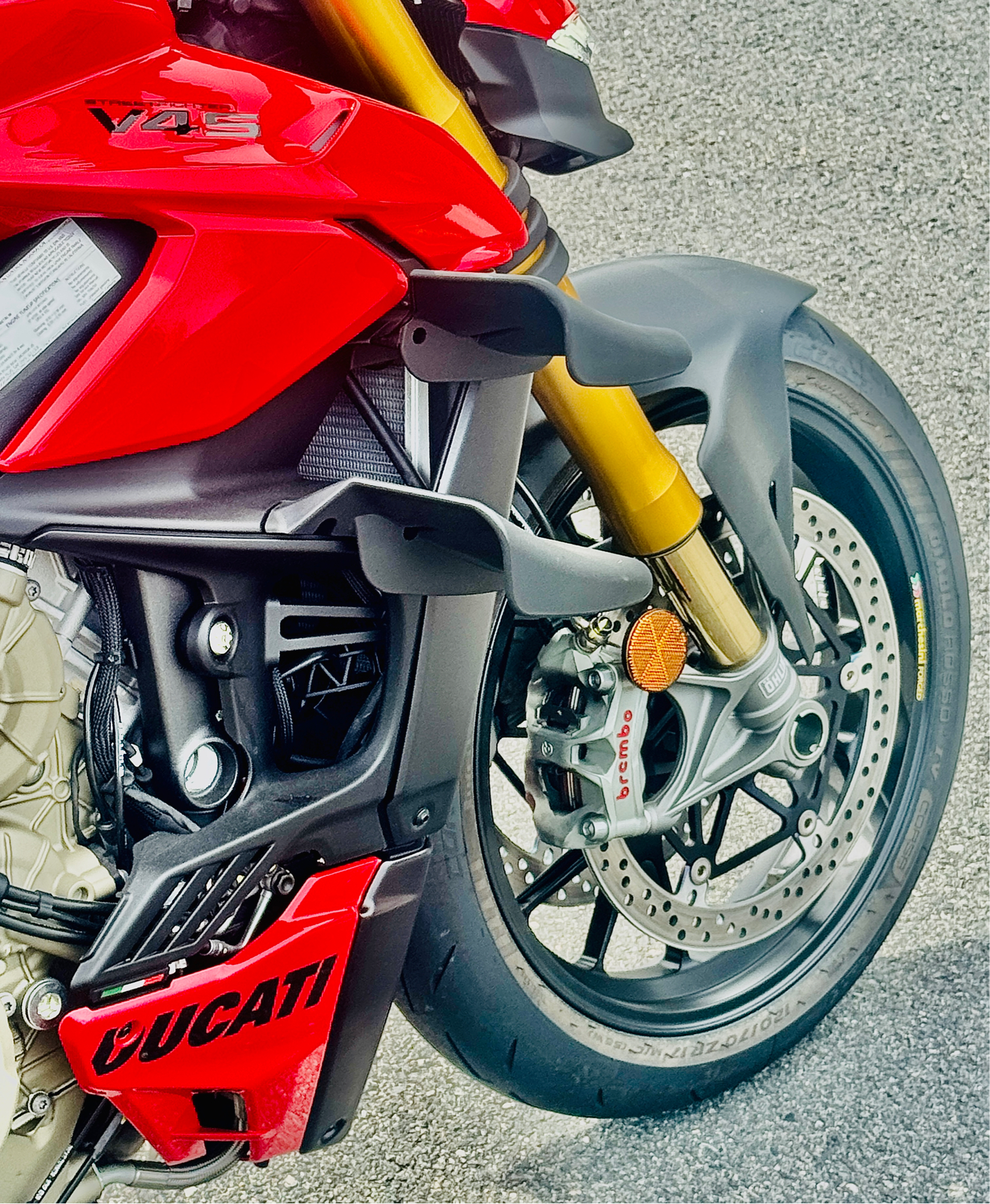 2024 Ducati Streetfighter V4 S in Foxboro, Massachusetts - Photo 17