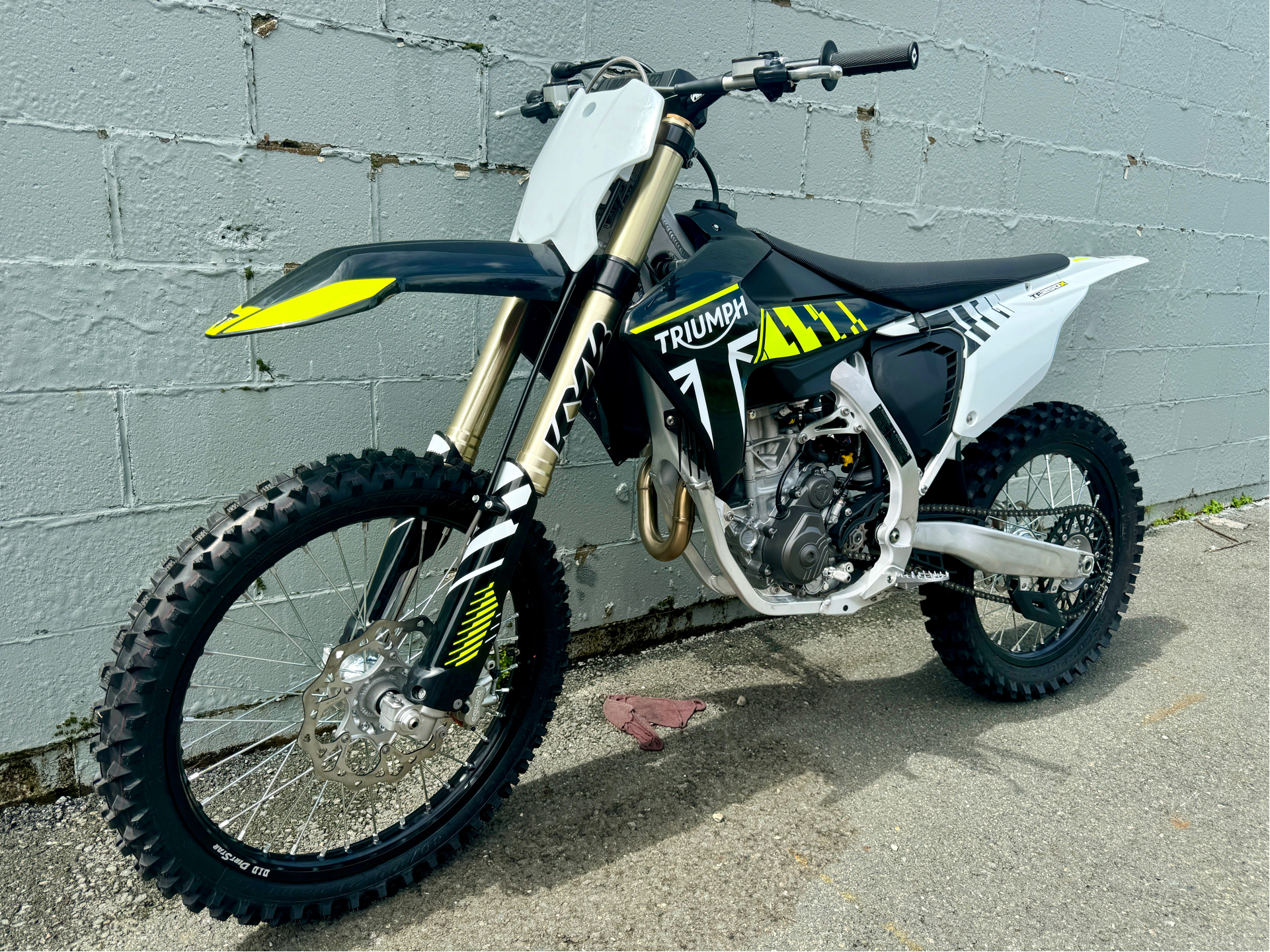 2024 Triumph TF 250-X in Foxboro, Massachusetts - Photo 21