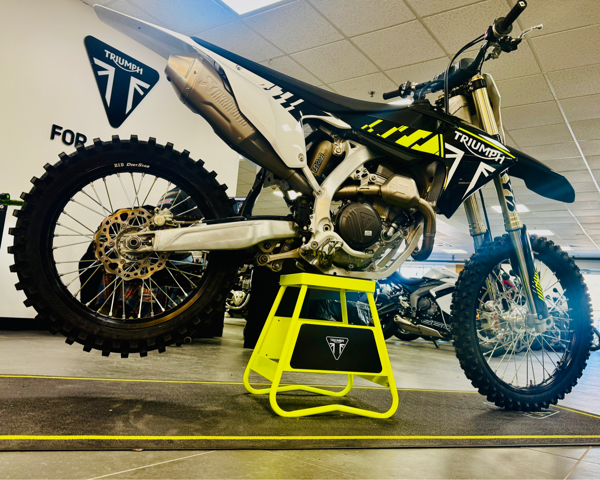 2024 Triumph TF 250-X in Foxboro, Massachusetts - Photo 2