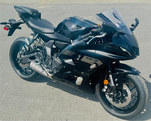 2025 Yamaha YZF-R7 in Foxboro, Massachusetts - Photo 11