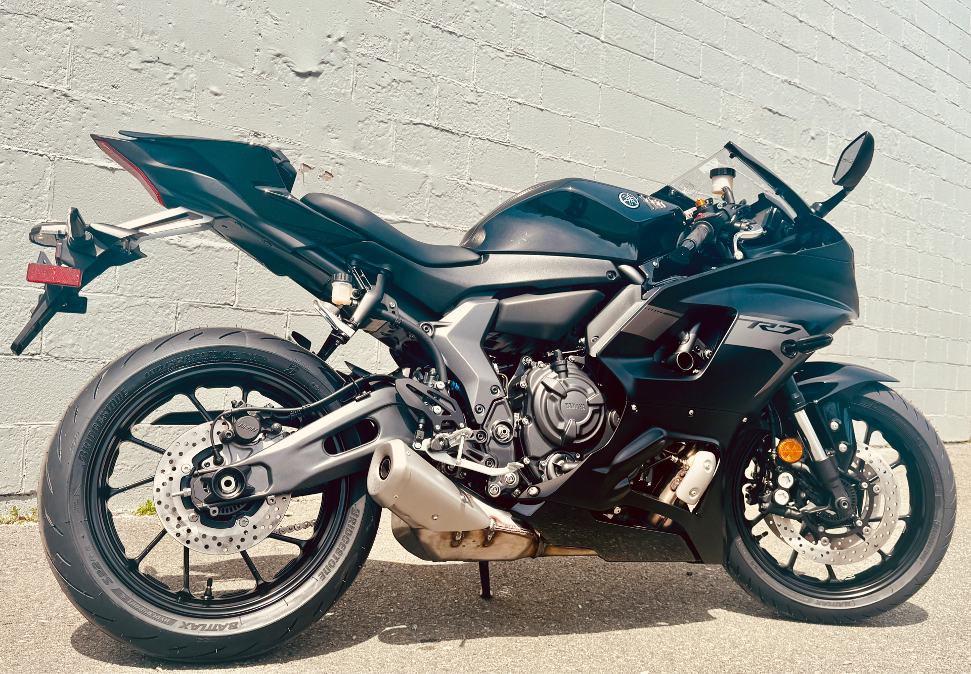2025 Yamaha YZF-R7 in Foxboro, Massachusetts - Photo 3