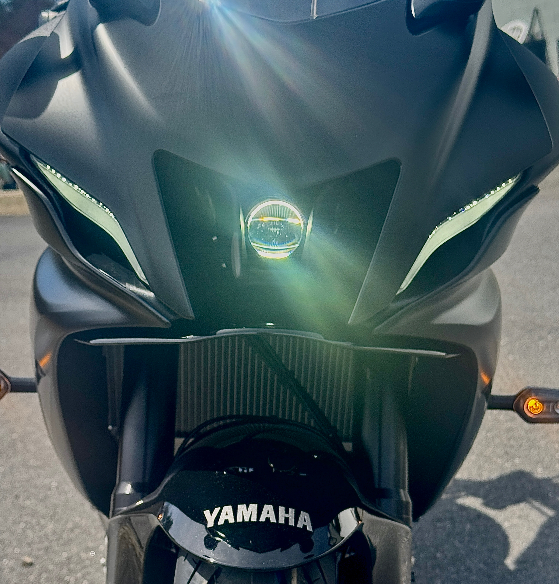 2025 Yamaha YZF-R7 in Foxboro, Massachusetts - Photo 2